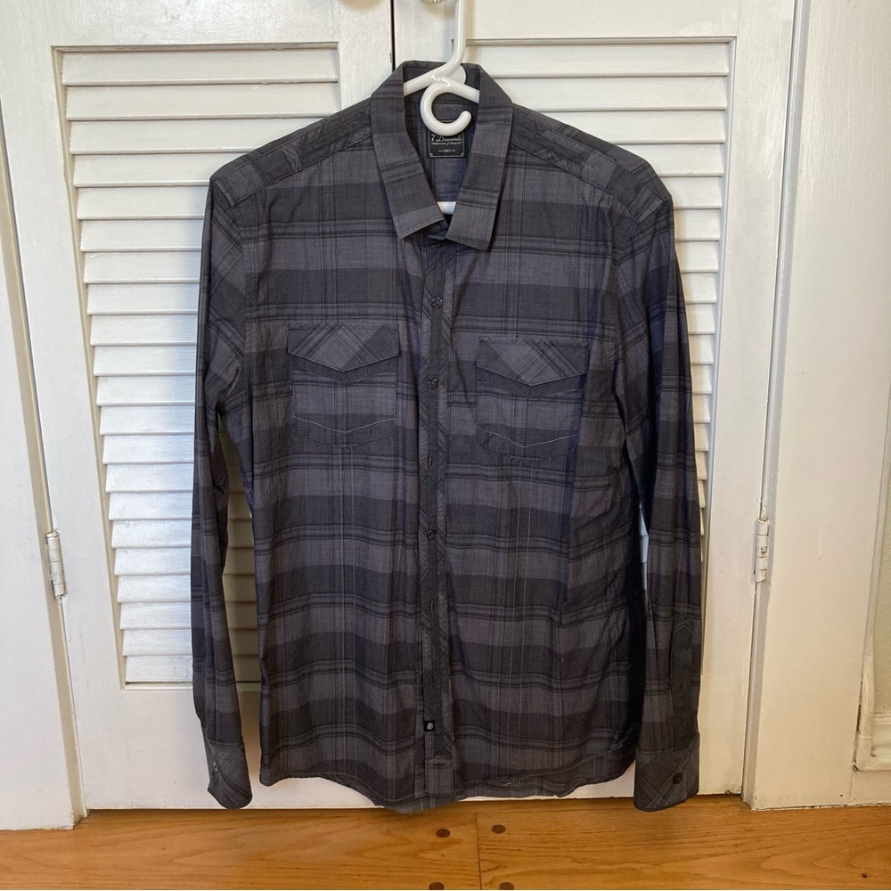 7 diamonds button down shirt